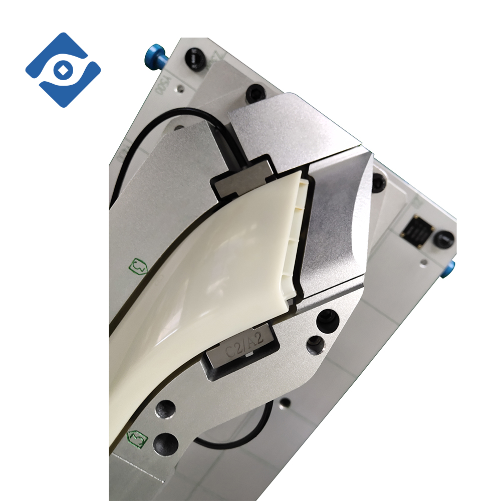 后保险杠饰条检具